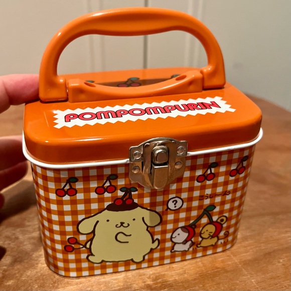 Rare Vintage Sanrio Tin Storage Box with Cute Pompompurin Design - Picture 3 of 9